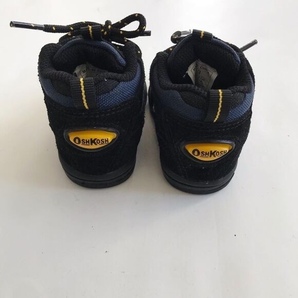 Oshkosh black leather lace up shoes EUC size 3 - Picture 5 of 7